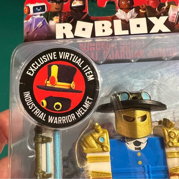 Roblox “Dungeon Quest-Industrial Guardian Armor” Figure is Brand New ! - Picture 2 of 7